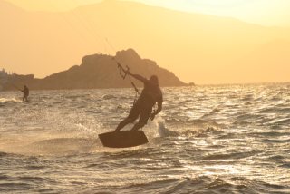 naxos kite surfing